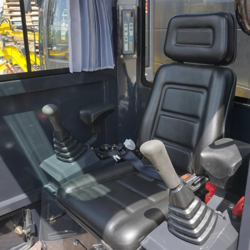 Міні-екскаватор Cimex CHE12RS-CAB-SB з шарнірним стрілою