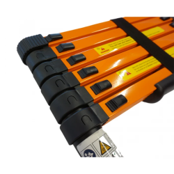 Сталева телескопічна драбина 2,6 метра